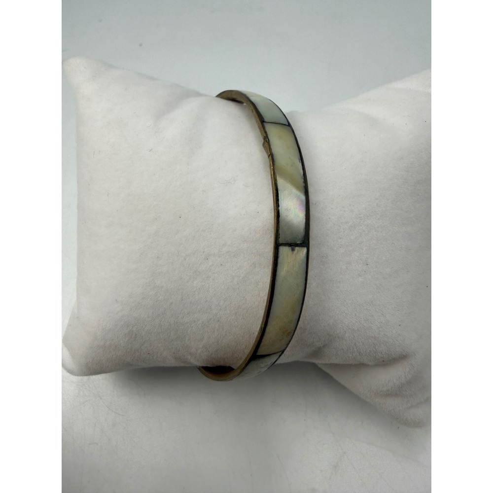Vintage Brass Mother of Pearl Inlay Bangle Bracelet Iridescent Shell Boho